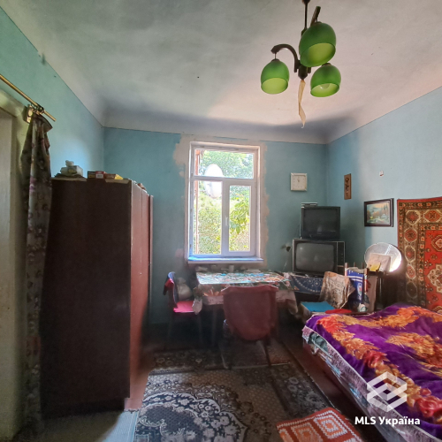 Чернівецька обл., м. Чернівці, вул. Обнорського Сергія академіка