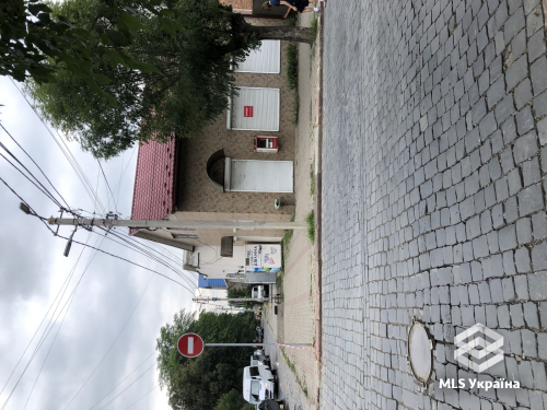 Чернівецька обл., м. Чернівці, вул. Валерія Чкалова