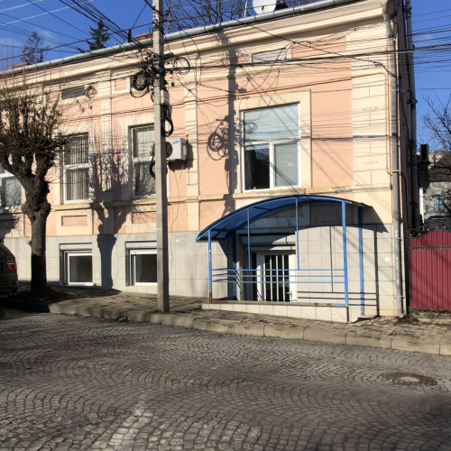 Чернівецька обл., м. Чернівці, вул. Шевченка Тараса