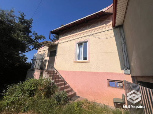 Чернівецька обл., м. Чернівці, вул. Вижницька