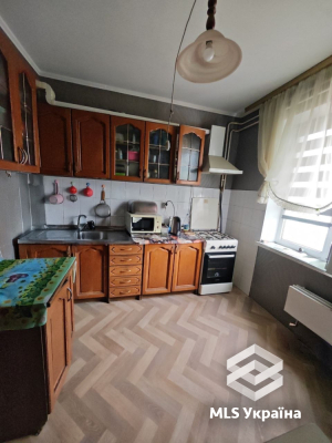 Київ обл., м. Київ, вул. Урлівська